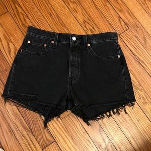 LEVI Black 501 Shorts!✨